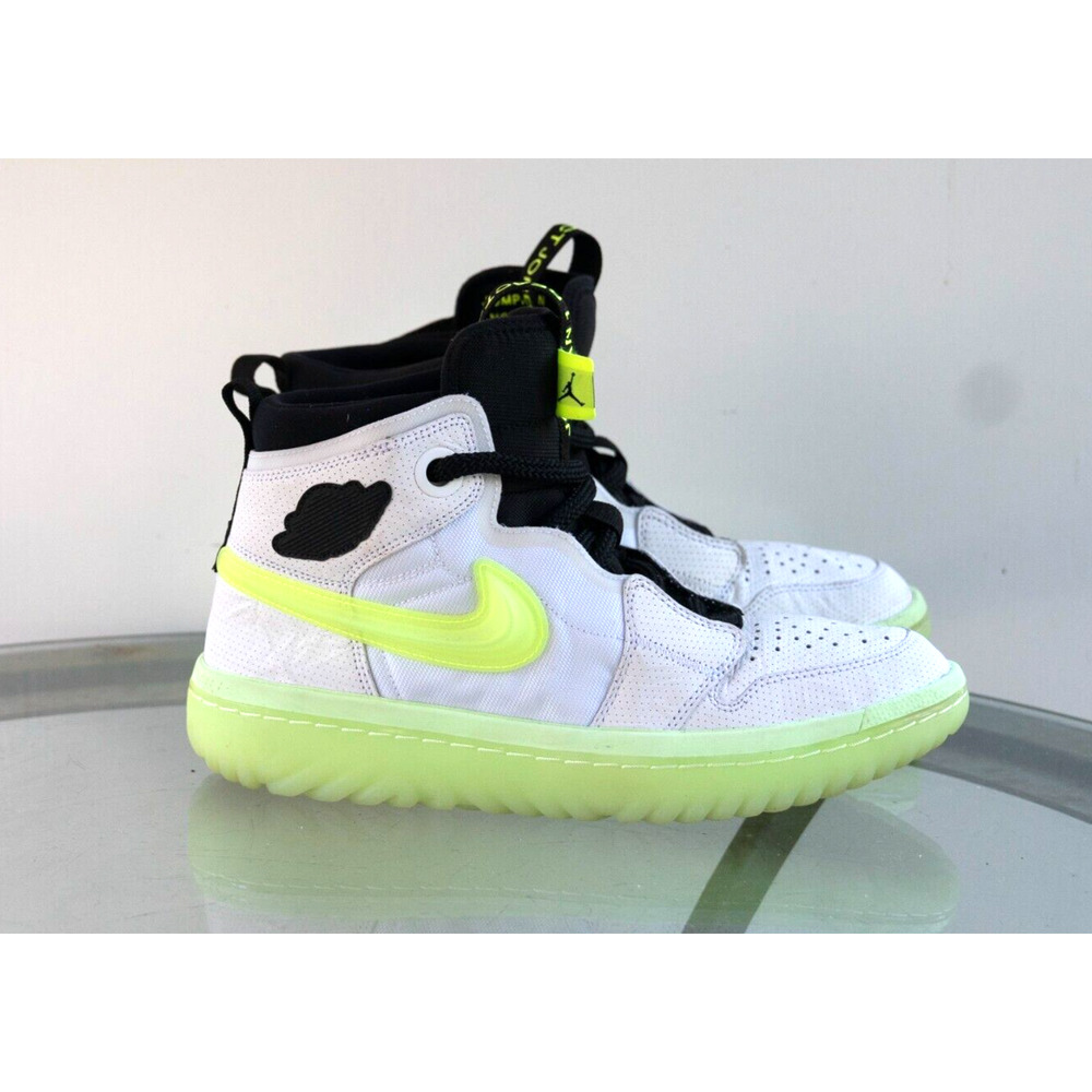 PROMO SAMPLE RARE 2019 Jordan 1 High React White/Volt Mens Size 9?